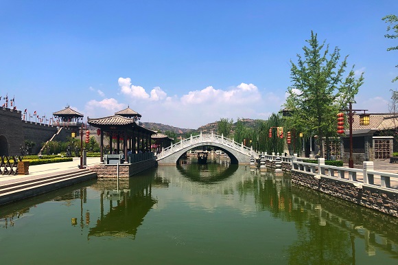 晴空万里  南院区  超声科  李彦婷.jpg