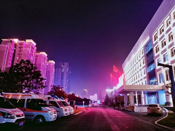 02.jpg