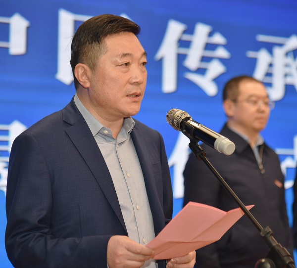 胡院长讲话.jpg